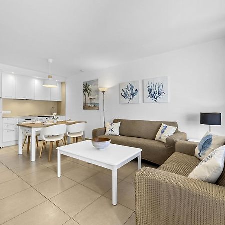 Casahost Bastian Boutique I Seaview Apartment Costa Teguise Bagian luar foto