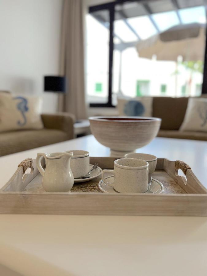 Casahost Bastian Boutique I Seaview Apartment Costa Teguise Bagian luar foto