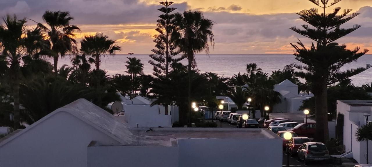 Casahost Bastian Boutique I Seaview Apartment Costa Teguise Bagian luar foto